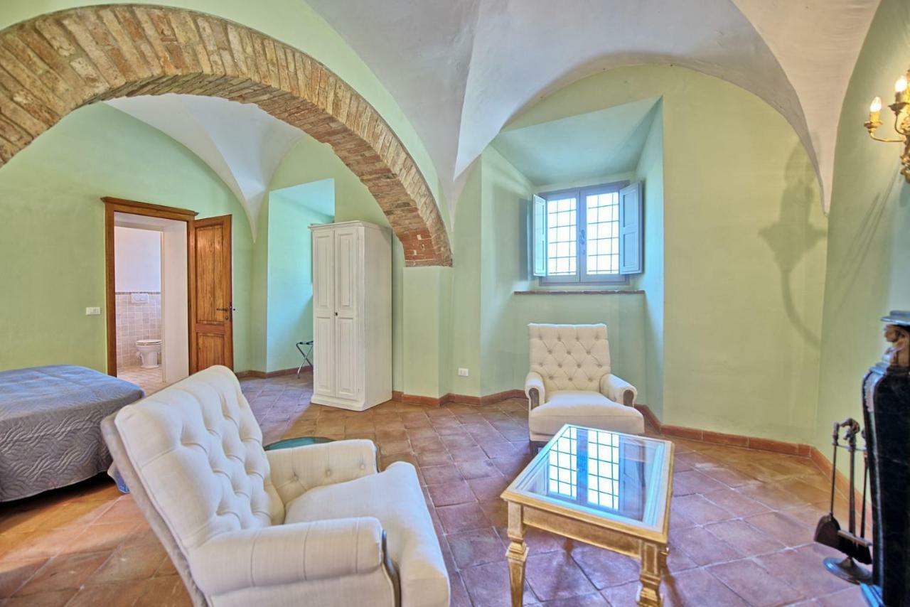 فولتيرا Villa Sant'Anastasio Suites المظهر الخارجي الصورة